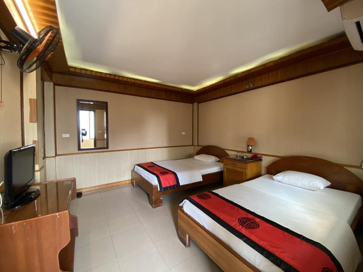 Valentine Hotel - Hong Ha Hanoi Bagian luar foto